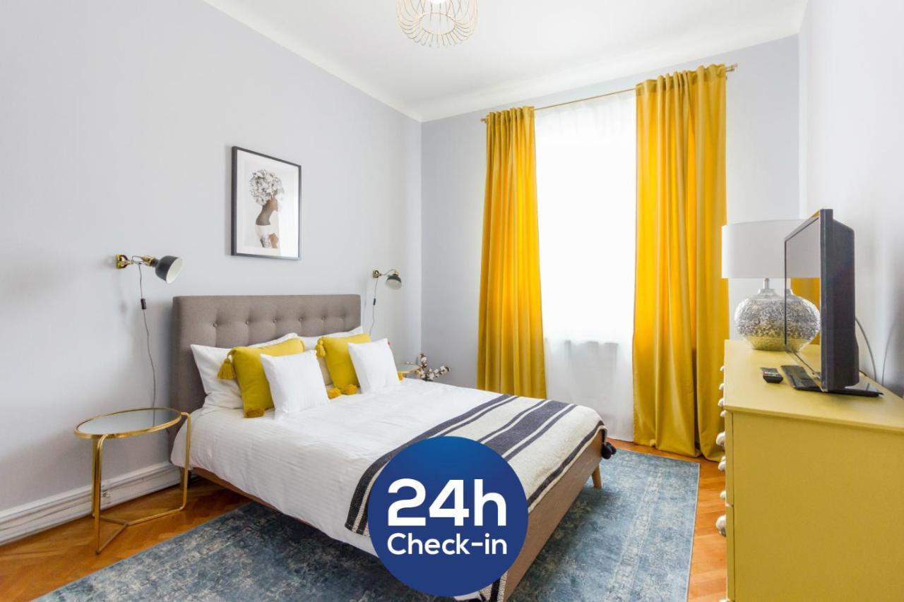 City Chic 3 Bedroom Apartment Kluż-Napoka Zewnętrze zdjęcie