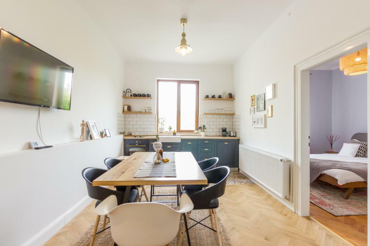 City Chic 3 Bedroom Apartment Kluż-Napoka Zewnętrze zdjęcie
